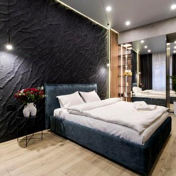 Квартира з новим дизайнерським ремонтом у центрі Львова