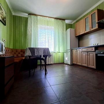 Олени Пчілки вул., 4