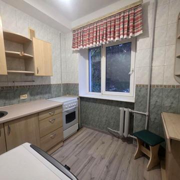 Академіка Філатова вул., 76