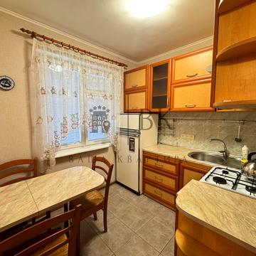 Миколи Василенка вул., 14-Б