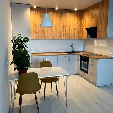 Генератор ЖК Славутич студія + спальня метро Зарічна 4к1 оренда