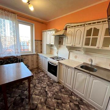 Здається 2кімн. вул. Головна біля ТЦ Депот