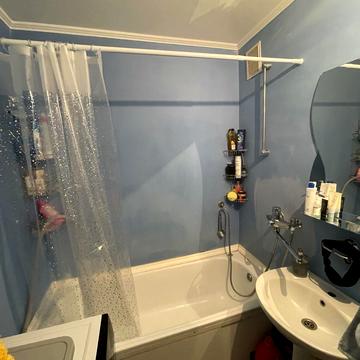 Інститутська вул., 8/1