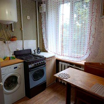 Оренда 1-кімнатної квартири , Івашкевича 8 (Пріорка )