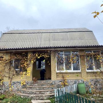 Продається житловий 2поверховий котедж в Мерефі. Розглянемо Сертифікат