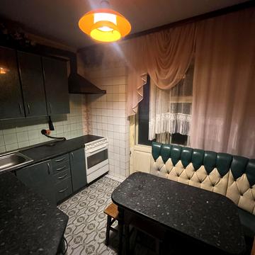 Ореста Васкула вул., 44/50