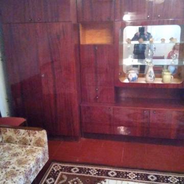 Продається 1 кімнатна Кв. на Інституті