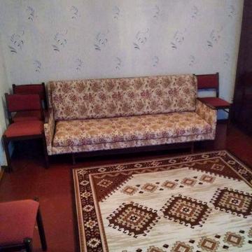 Продається 1 кімнатна Кв. на Інституті