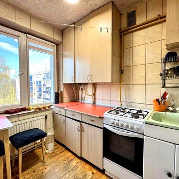 Продаж 3км кв з індивідуальним опаленням!