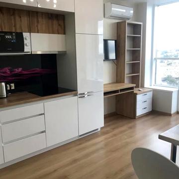 Берестейський просп. (Перемоги), 5-В