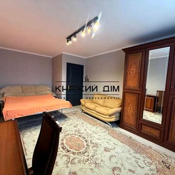 Урлівська вул., 23-Б