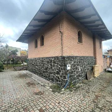 Продаж двоповерховий будинок, приватизована ділянка 6сот, 5км до Києва