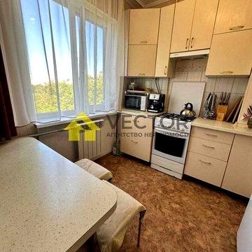 Двокімнатна квартира. Косметичний ремонт. 4/9.