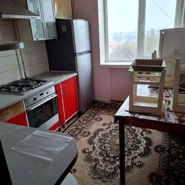 Сдается 4-х комн. кв. по ул. Пищевая с мебелью (р-н ул. Корищенко)