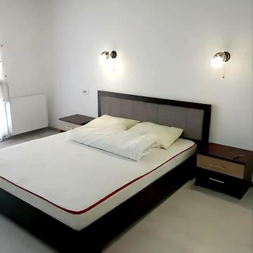 Пасічна вул., 15а