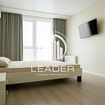 Спальня + кухня-студия, Драгоманова, 2 Б, м. Позняки. Осокорки