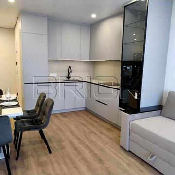 ЖК Варшавський 2 | Гардеробна | Виноградар | Варшавский-2 | Крістерів ЖК Варшавський-2