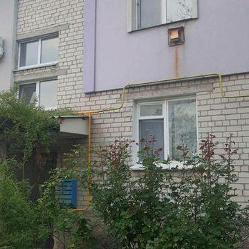 Однокімнатна квартира з газовим індивідуальним опаленням