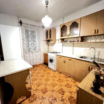 Клима Савура вул., 14