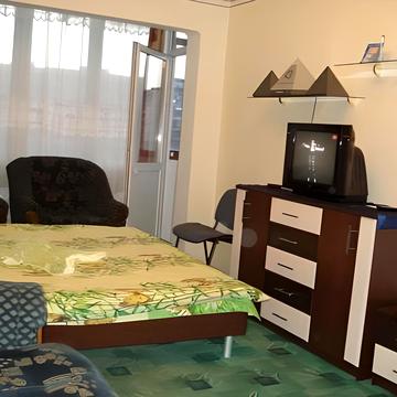 Левка Лукяненка вул. (Маршала Тимошенка), 1-Г