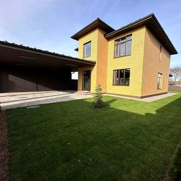 Будинок в с. Шевченкове 182 кв.м на ділянці 9 сот від забудовника