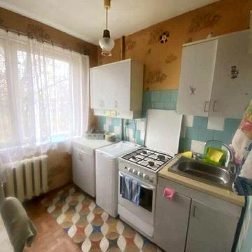 Олени Кульчицької вул., 9