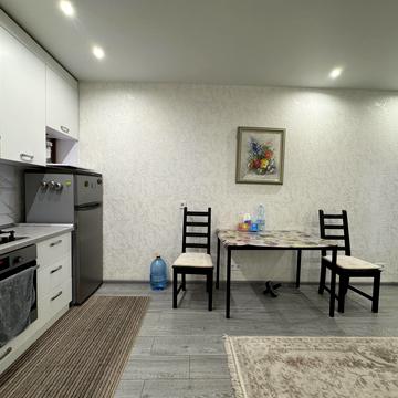 Григорія Сковороди вул., 11/2