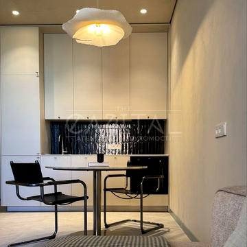 Вавилових вул., 11