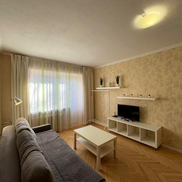 2 кім Центр (Бельведерська/Довга), ремонт, готова до проживання