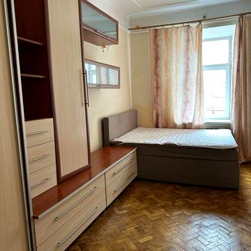 Здаю квартиру по вул. Ак. Колеси