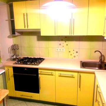 Перемишльська вул. (Червонопільська), 1