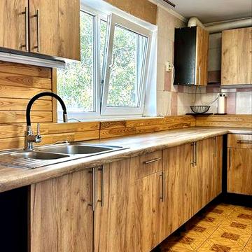 Одноповерховий будинок 80м2 на 11 сотках біля Фори та парку за 95000$