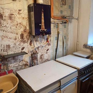 Продам 1 к.кв під ремонт