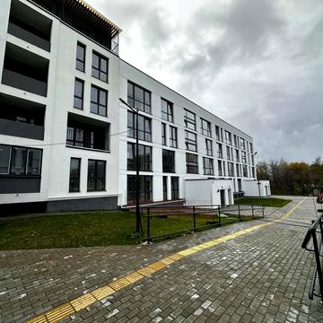 Героїв України вул., 7-Є