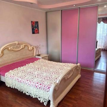 Гвардійців-Широнінців вул., 14