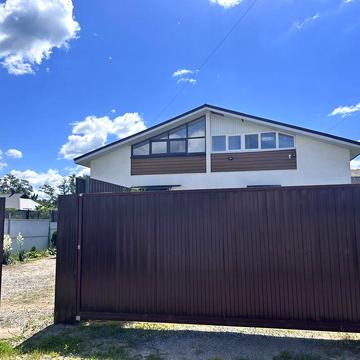 Продається дуплекс. Розрахунок можливий в гривнях!