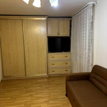 Василя Симоненка вул. (), 20