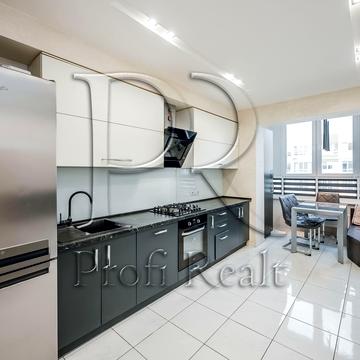 Жулянська вул., 1-В