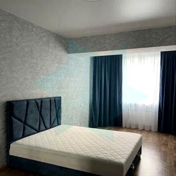 Продам 2 комн в центре на Яворницкого в Сталинке