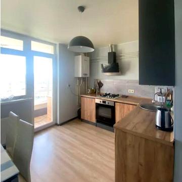 Будівельників вул., 5/2