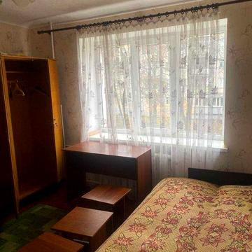 Продам гостинку со своим сан. узлом  и мини-кухней на Армейской