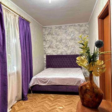 Олександра Поля просп. (Кірова), 100-А