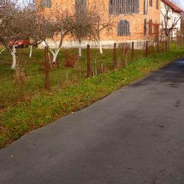 Цегляний 3-х поверховий будинок в Калуші Царське Село