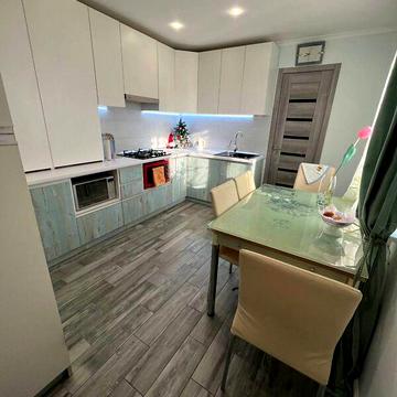 Продаж 3к Дім Дачний провулок