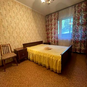 Вадима Гетьмана вул., 44