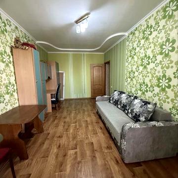 Здам 2-кімнатну квартиру в центрі