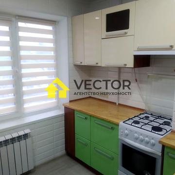 Героїв України вул., 14 к4