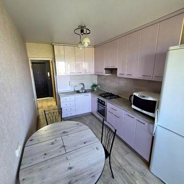 Продам 3к квартиру ЖМ Левобережный Березинка Караван