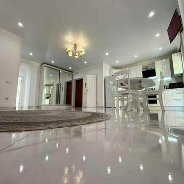 Оренда 1 кім. квартири плюс кухня студія по вул. Зелена