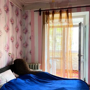 Вчителів вул., 4